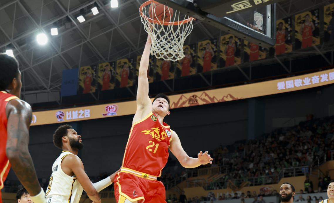 包含广厦男篮发布备战花絮；国际比赛日更衣室发声；NBA总决赛任务艰巨；阵容厚度经受考验的词条