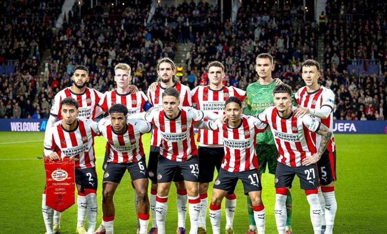 包含里程碑夜圣安东尼奥马刺豪取连胜，荷甲集结日刷纪录，球迷炸锅，轮换策略成焦点的词条