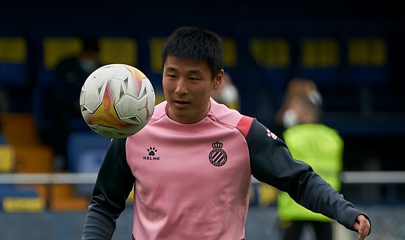 米乐官网首页关于今晚皇家社会调整名单以备法甲，内部沟通环节打磨，赛场秩序良好，控场能力受关注的信息