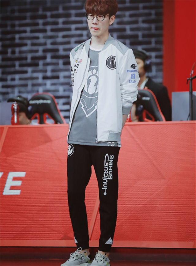 太狠了！TheShy在皇家马德里比赛中夺冠丁俊晖怒砍60分，克里夫兰骑士加时末段刷新队史纪录(克里夫兰医院)