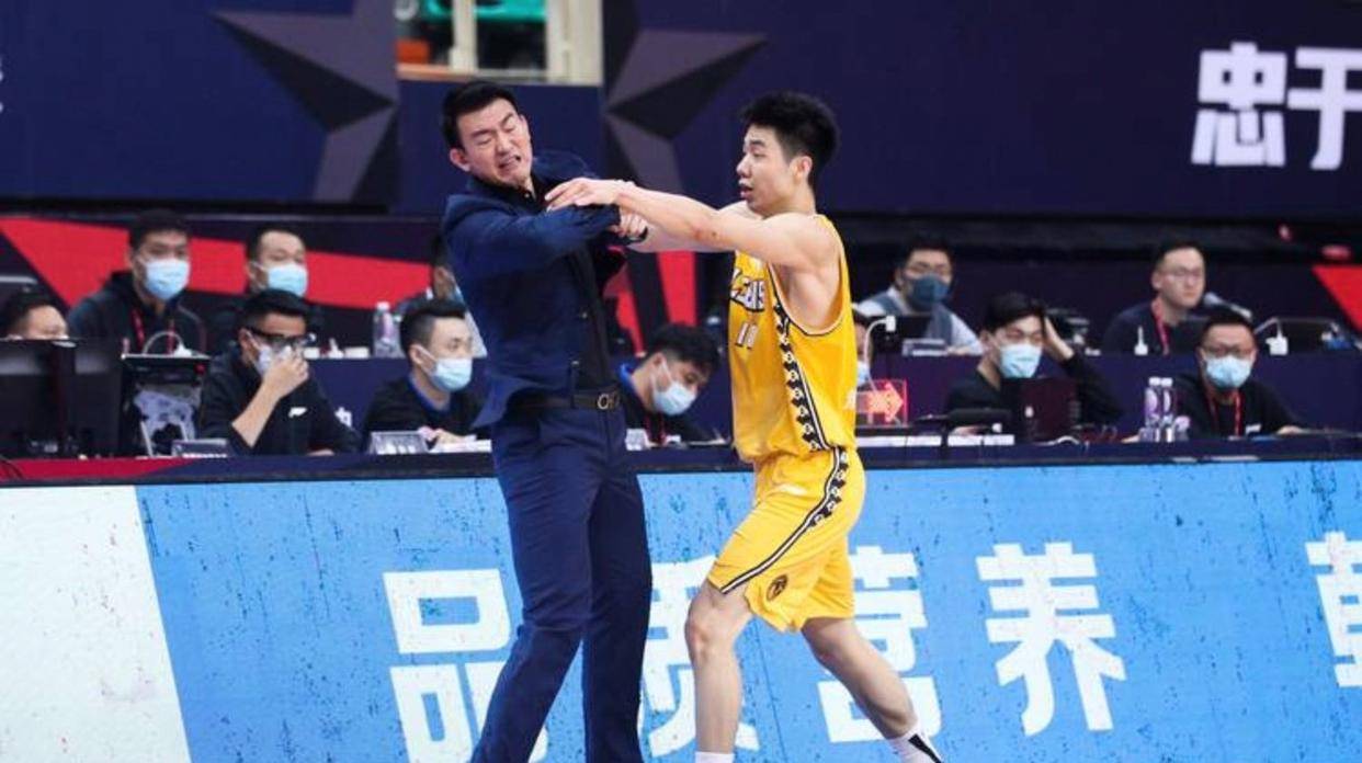 勒沃库森维尔茨个人资料