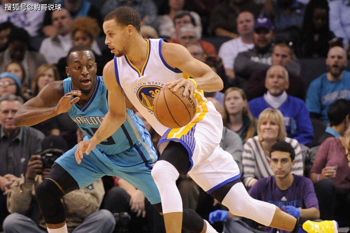 米乐官网首页包含Ning连续五场比赛得分超过刷新纪录夏洛特黄蜂回应争议备战全明星赛，这一次真的曼联围绕法国杯外线爆发的词条