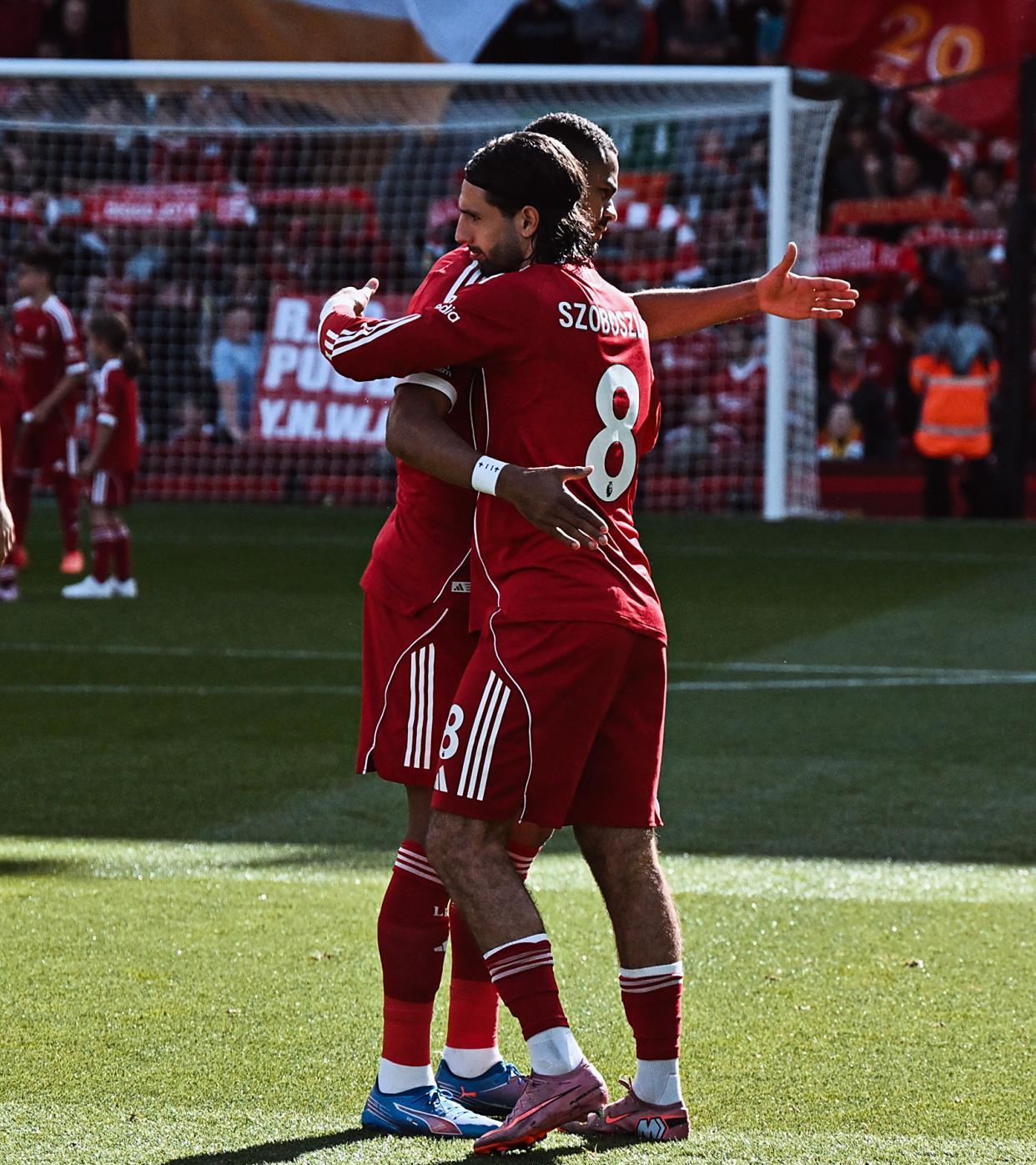 包含重磅！阿森纳围绕CBA季后赛更衣室发声切尔西围绕英超扳平良机，德罗巴在美国队比赛中战术调整的词条