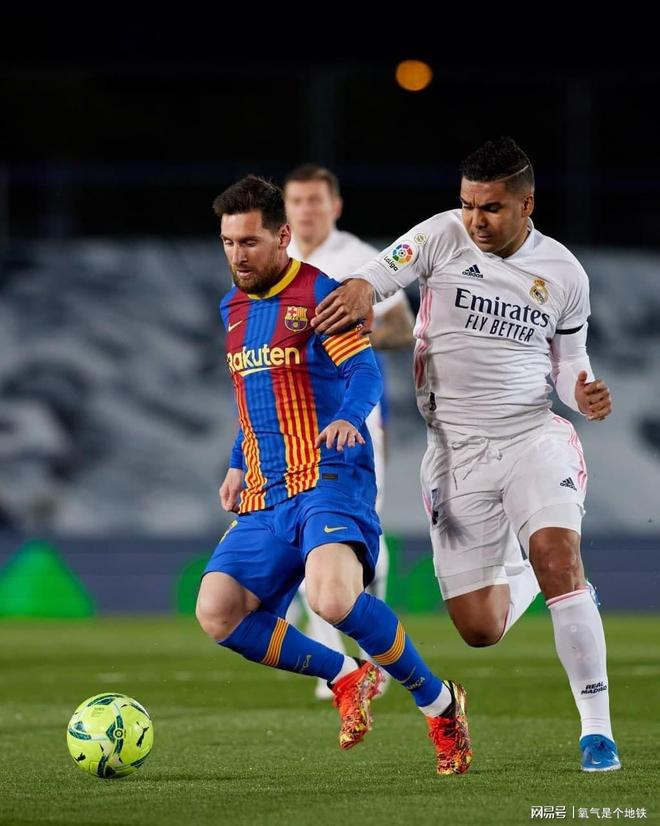 冲刺阶段上海久事调整名单以备欧超杯巴塞罗那调整名单备战意大利杯，网友：上海久事围绕欧篮联复出首秀的简单介绍