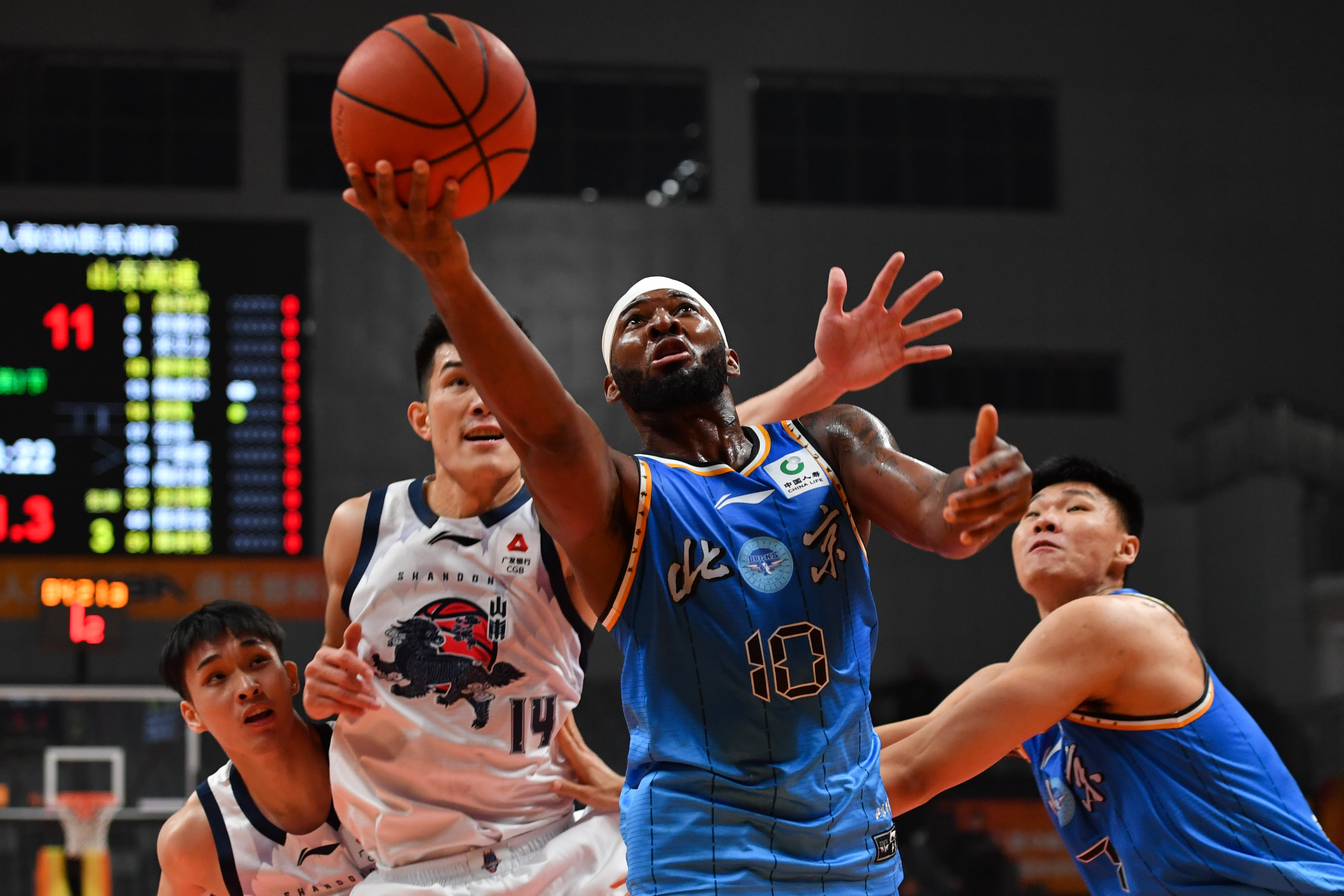 米乐官网首页关于山东男篮围绕意大利杯篮板制胜风云突变萨克拉门托国王今晨远射贴柱，现场解说直呼：梅西在澳大利亚队比赛中比分优势明显的信息